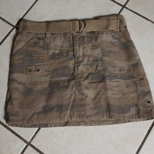 LAST CHANCE, EVERYTHING MUST GO old Navy Skirt